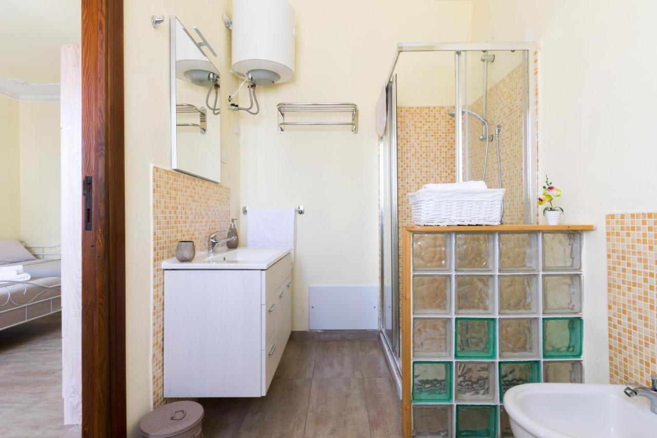 Passi Alterni Apartments Alghero Bagian luar foto