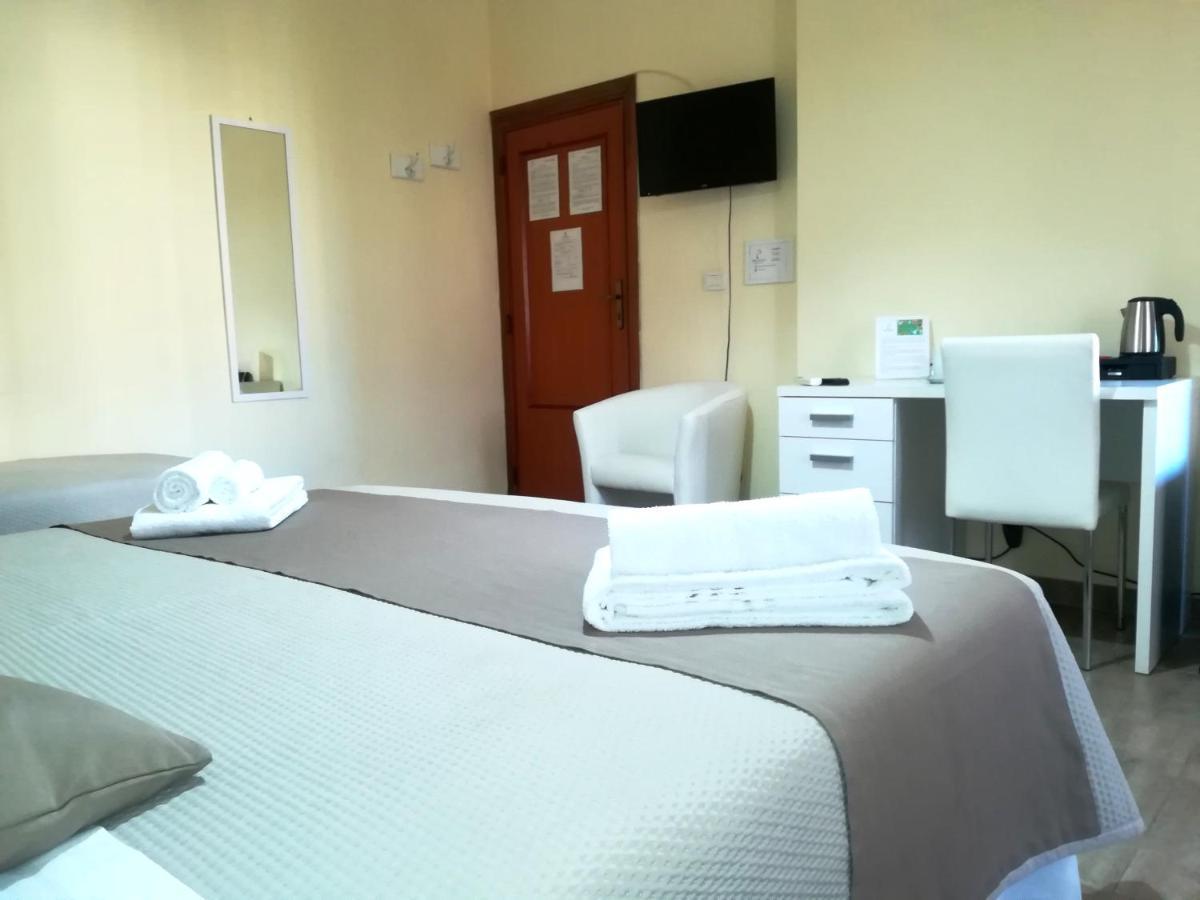 Passi Alterni Apartments Alghero Bagian luar foto